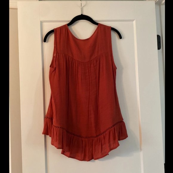 Rust colored top with ruffle hem / Size L - Picture 2 of 3